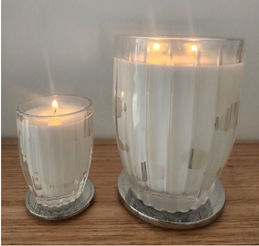 Soy Candle with a Tigerlily Scent